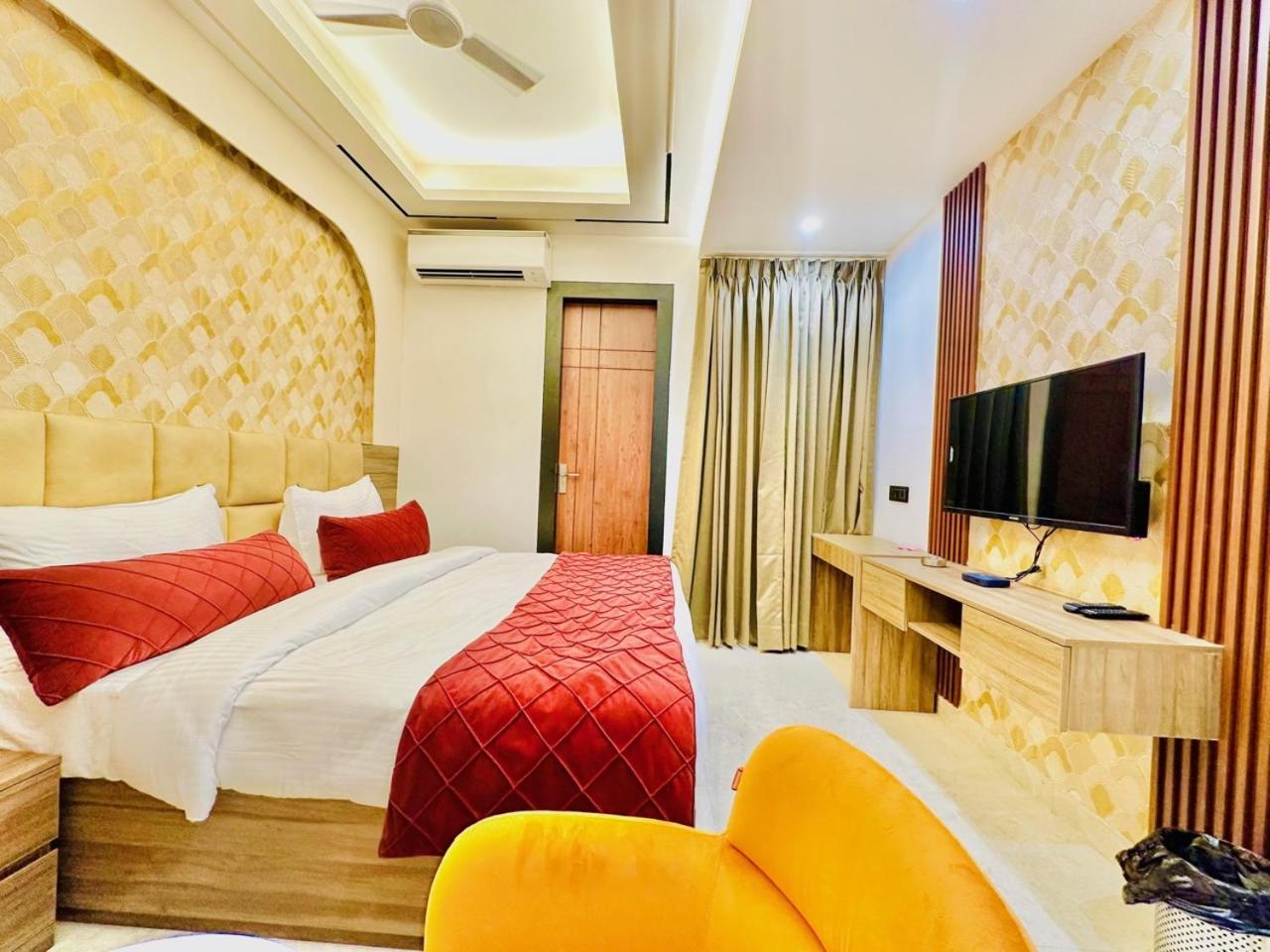 Hotel Hsp Plaza Neu-Delhi Exterior foto