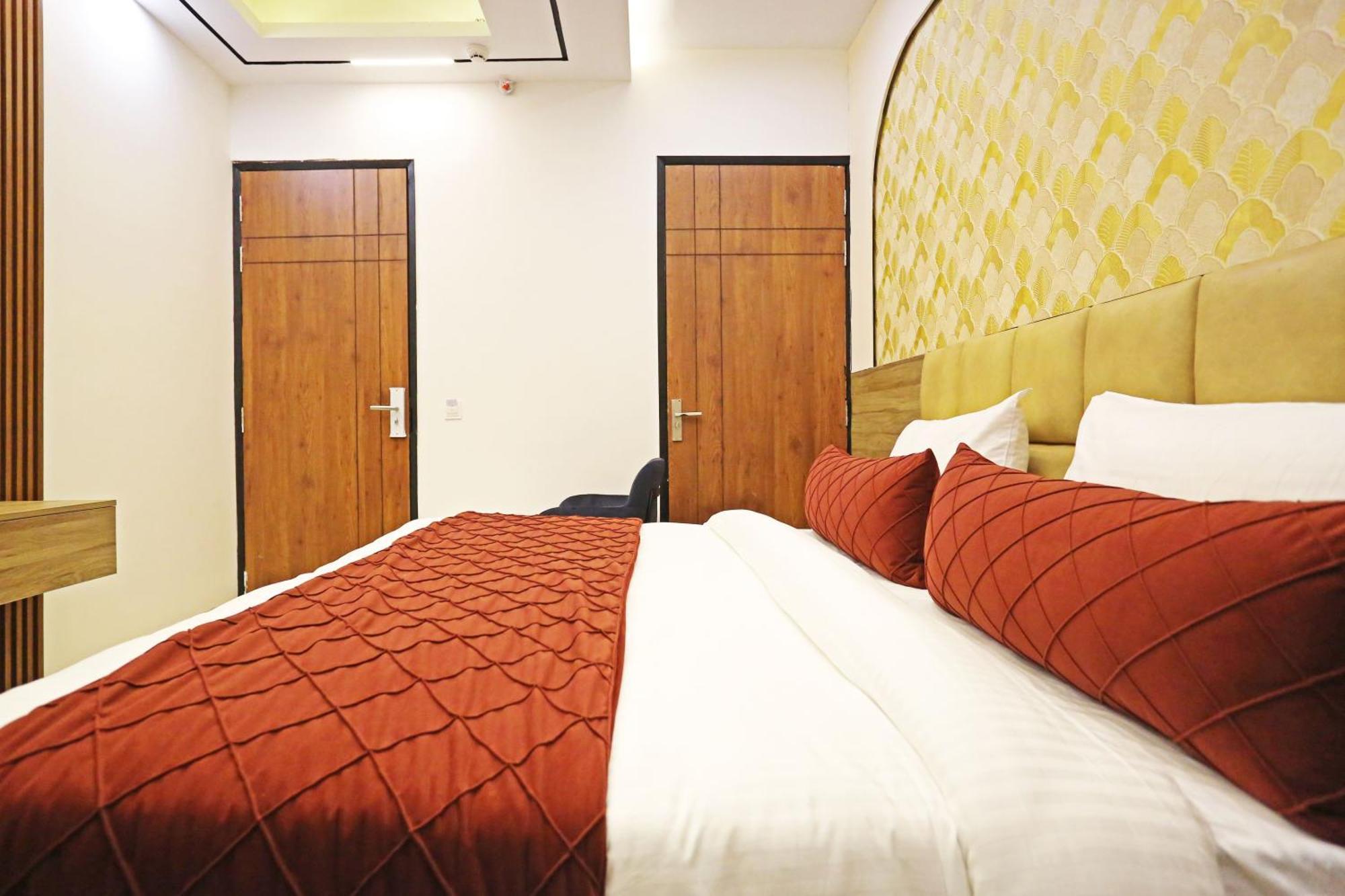 Hotel Hsp Plaza Neu-Delhi Exterior foto