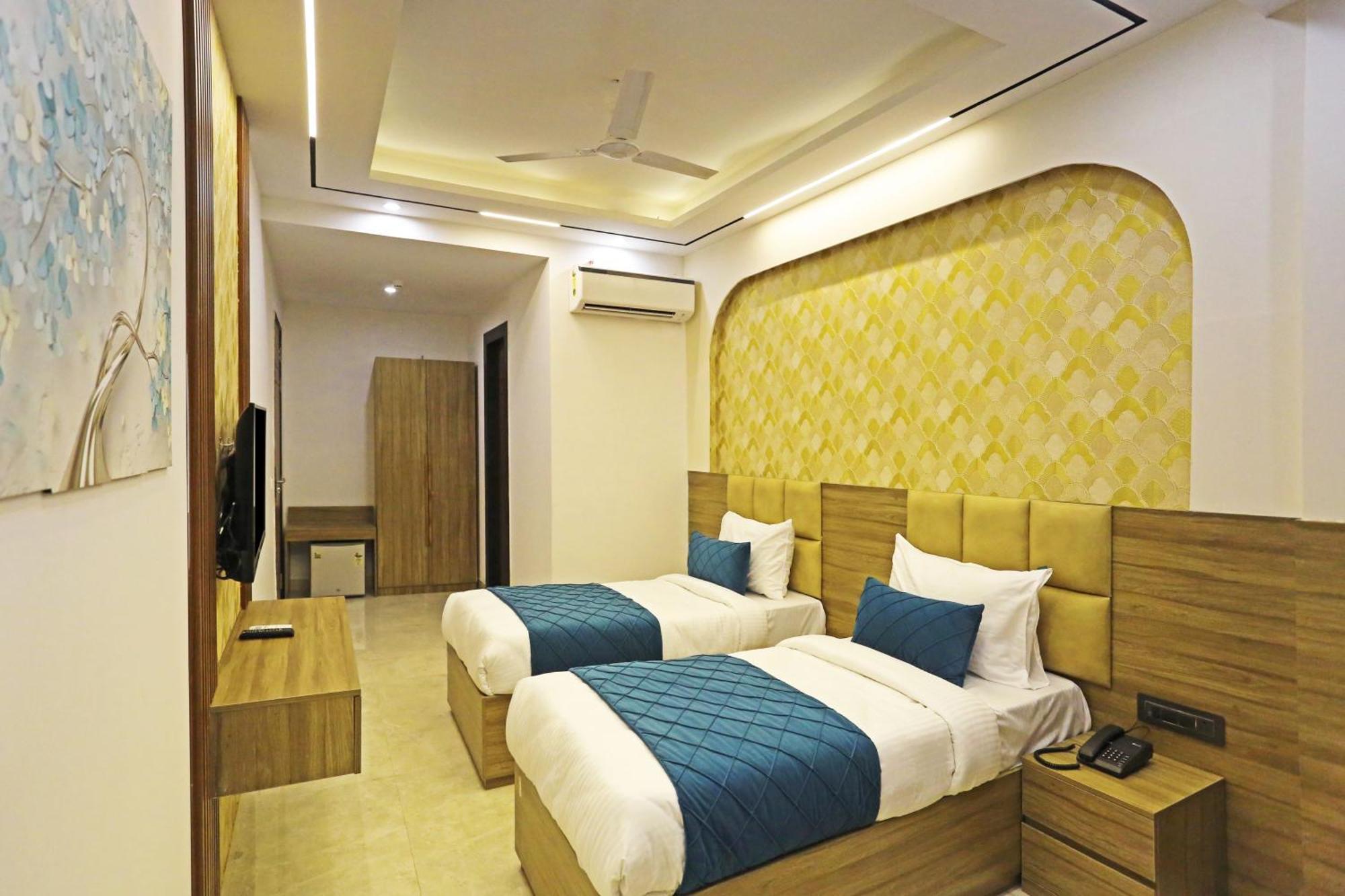 Hotel Hsp Plaza Neu-Delhi Exterior foto